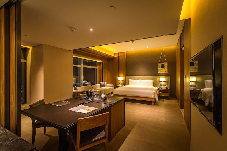 Aoluguya Hotel