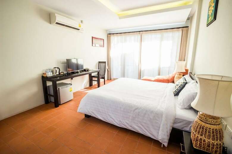 Jamadevi Hotel