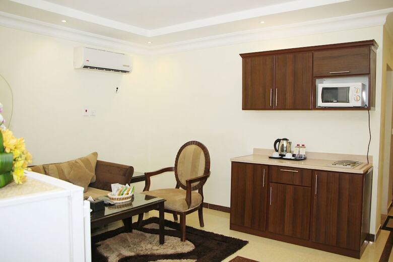 Apartamentos Al Muhaidb Residence Al Maidan