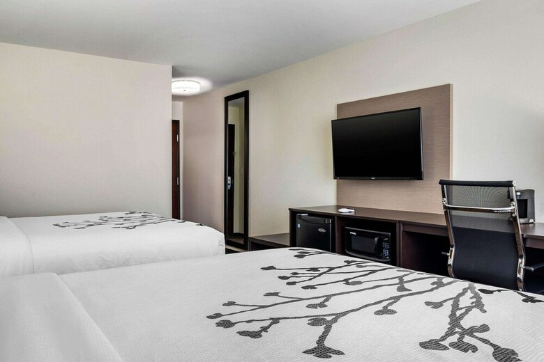 Hotel Sleep Inn & Suites Near Westchase