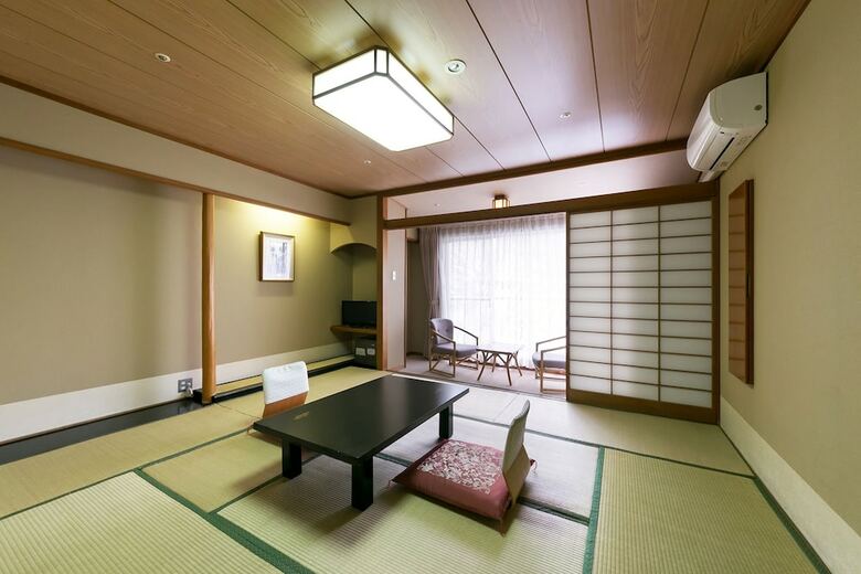 Tateshina Grand Hotel Takinoyu