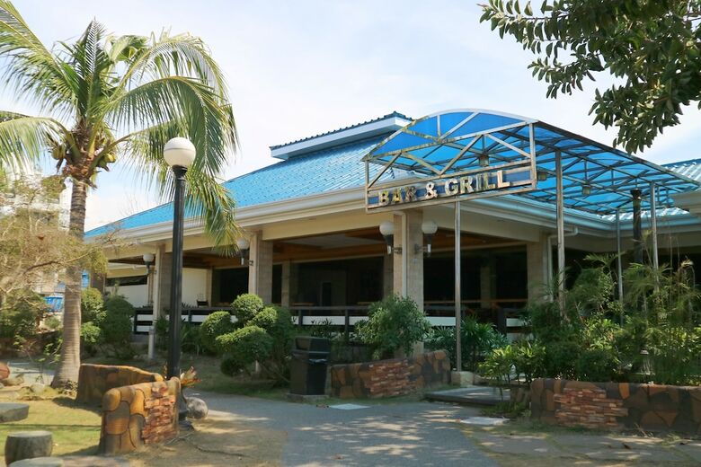Puerto De San Juan Beach Resort Hotel