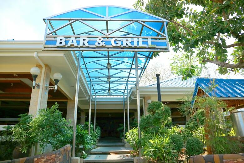 Puerto De San Juan Beach Resort Hotel