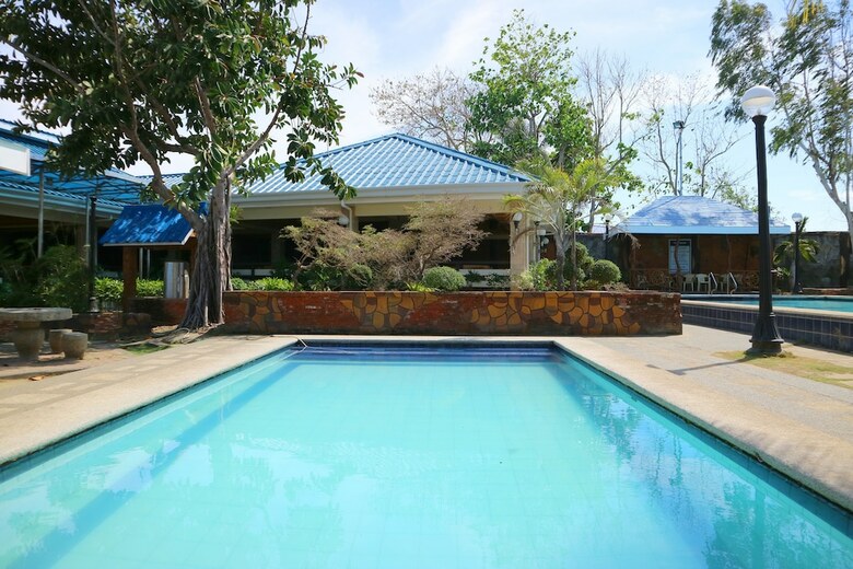 Puerto De San Juan Beach Resort Hotel
