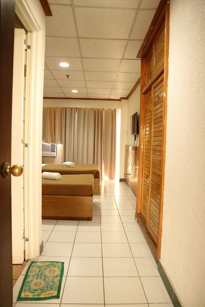 Puerto De San Juan Beach Resort Hotel