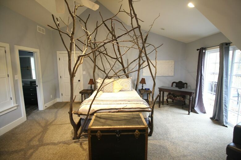 Goldberry Woods Bed & Breakfast-microfarm-cottages