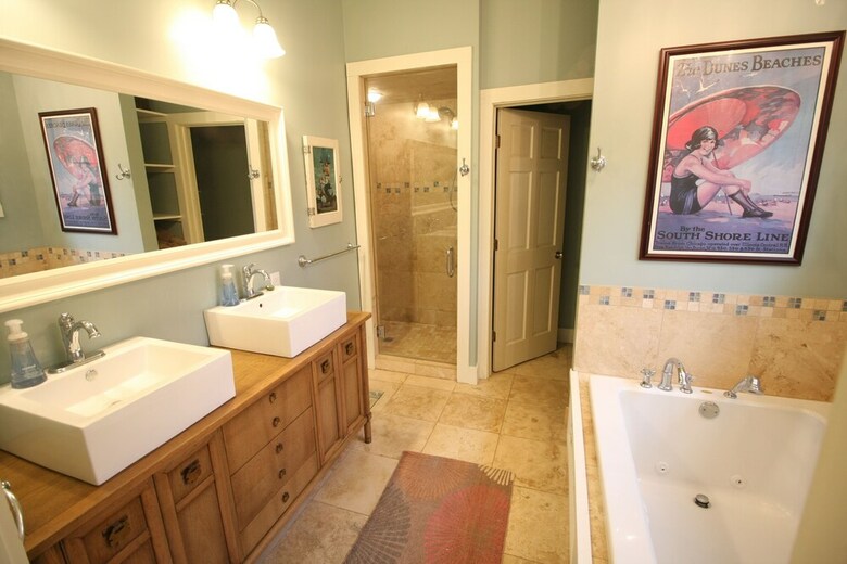 Goldberry Woods Bed & Breakfast-microfarm-cottages