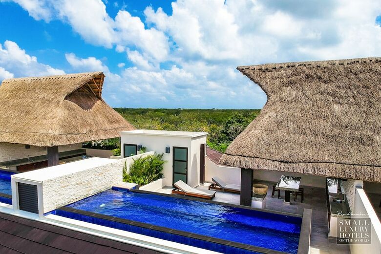 Kasa Hotel Parota