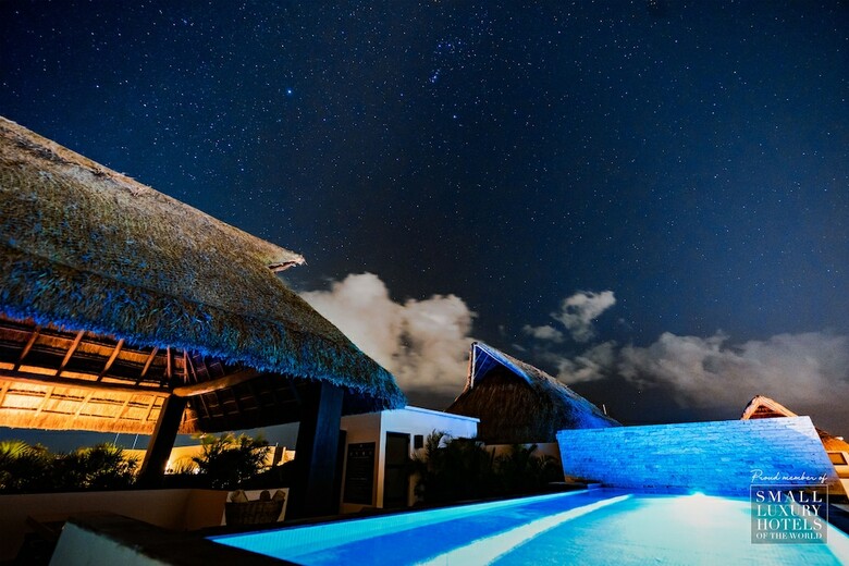 Kasa Hotel Parota