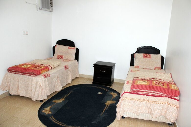 Al Eairy Furnished Apartments Qassim 1