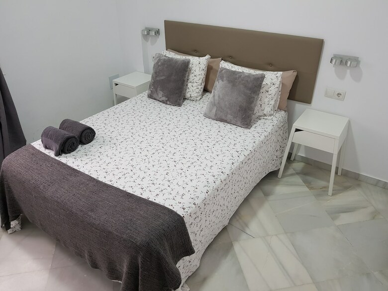 Hostal Fan Suites Duquesa