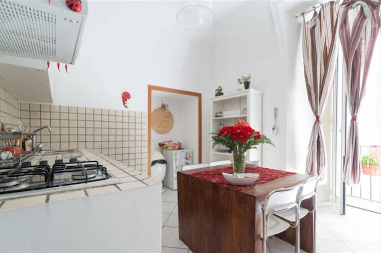 Neapolitan Style Apartment
