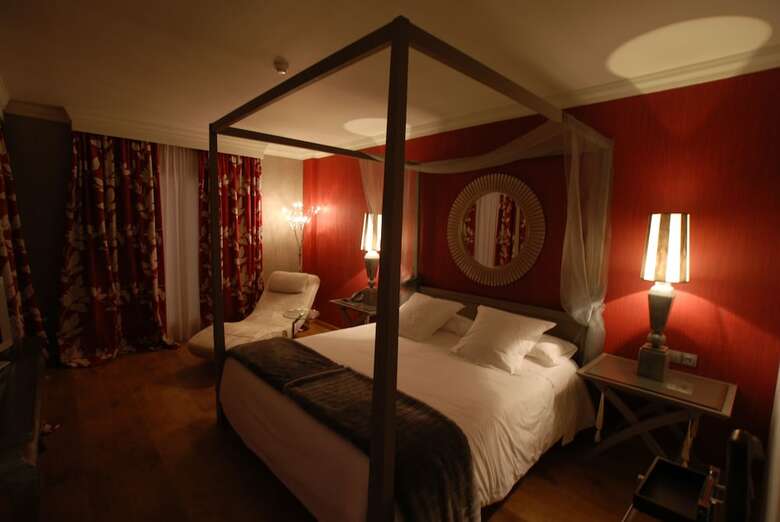 Hotel La Vi�uela