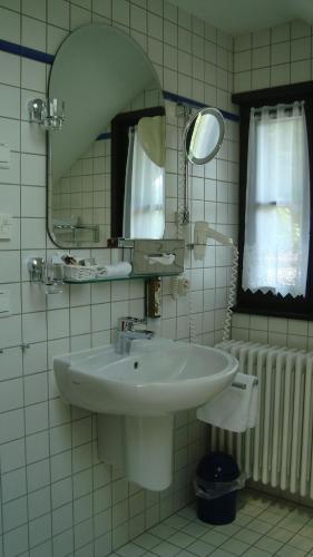 Hotel Burg Windeck ***s