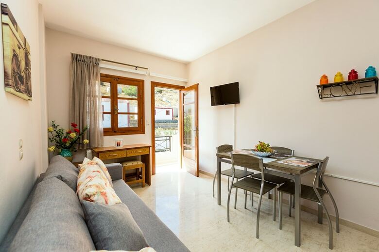 Monopati Apartments