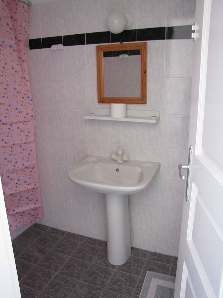 Studio Apartment Perivolos
