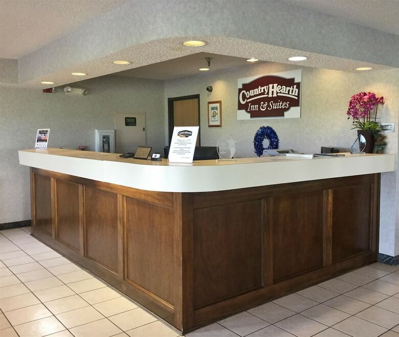Hotel Amerihost Inn & Suites Fulton