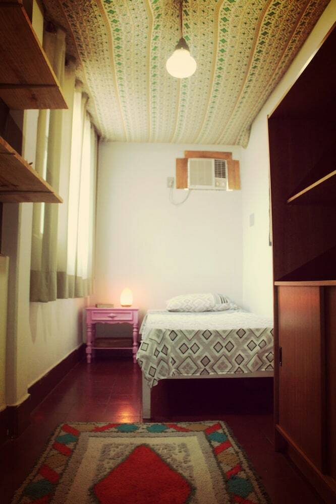 Hostal Hostel House 2741