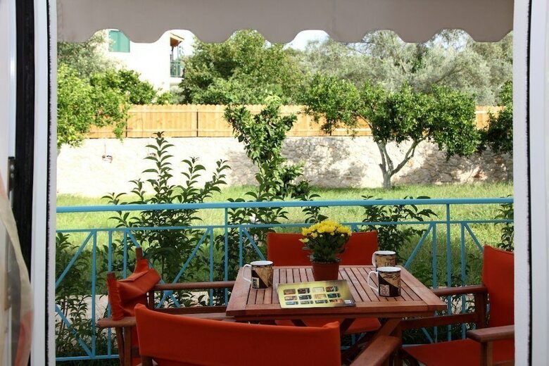 Hotel Apartments Avra
