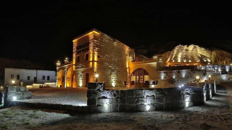Miracle Cave Hotel - Special Class