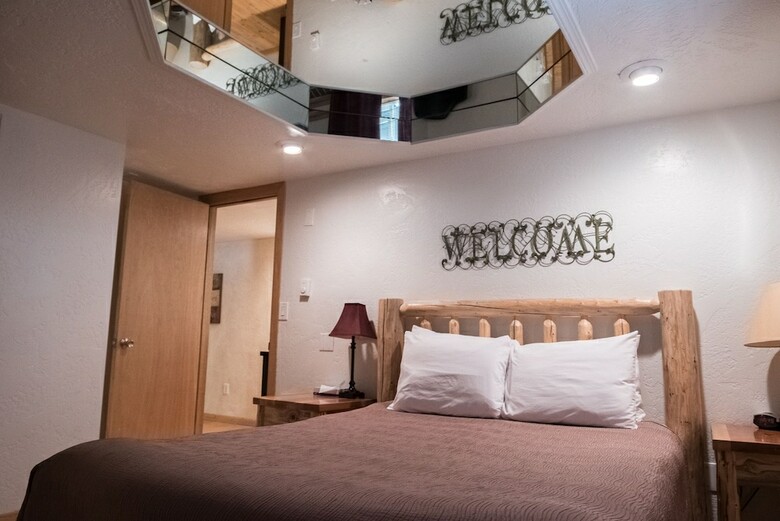 Hotel Glacier Basecamp Lodge