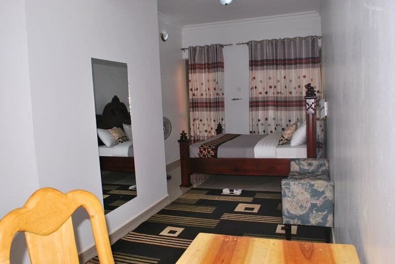 Mowicribs Hotel & Spa
