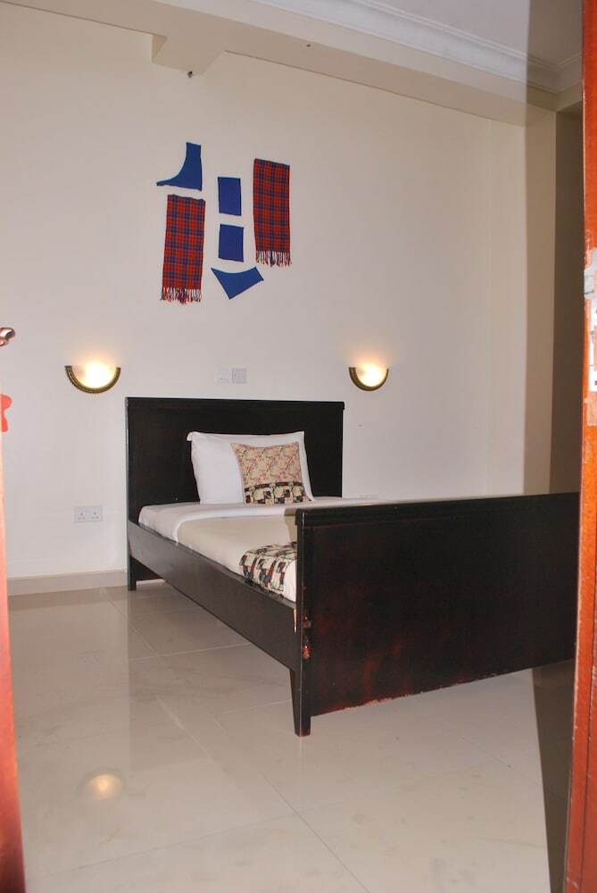 Mowicribs Hotel & Spa