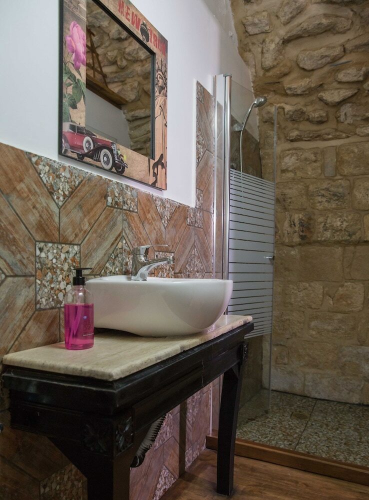 Hostal Nazareth Hostel Al Nabaa