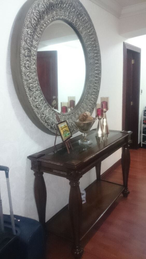 Jz Luxury Apartment La Carolina