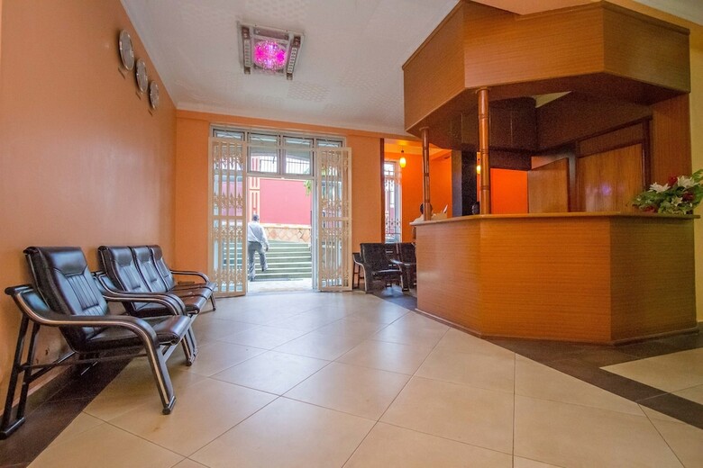 Jevine Hotel