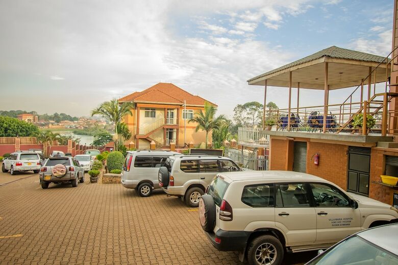 Jevine Hotel