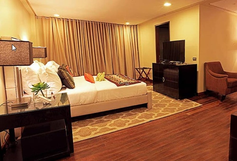 Bed & Breakfast The Oriental Luxury Suites Tagaytay