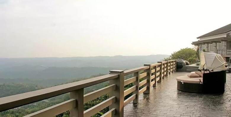 Bed & Breakfast The Oriental Luxury Suites Tagaytay