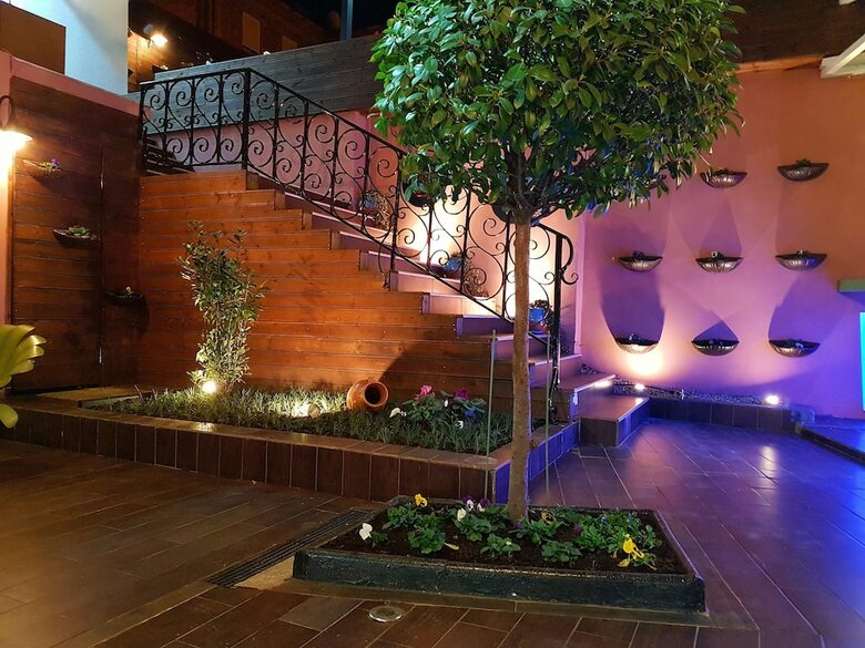Royal Vila Hotel