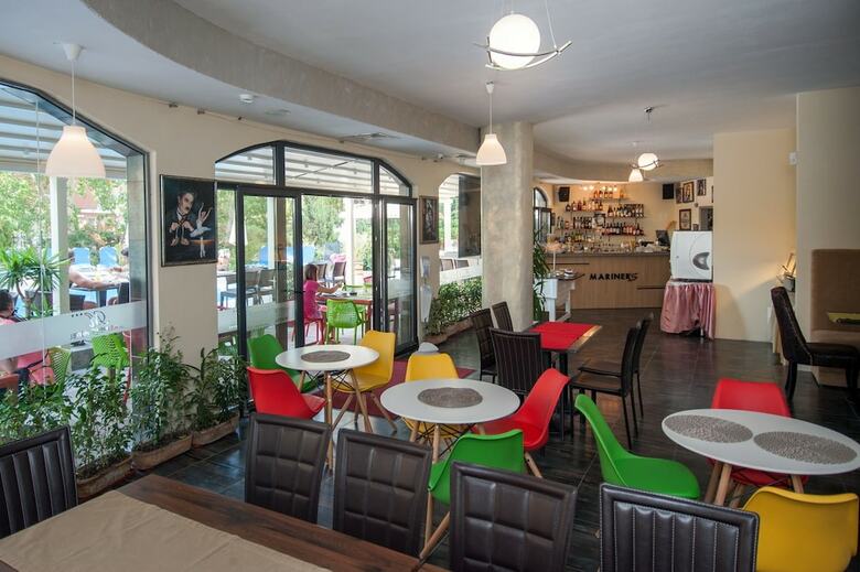 Hotel Mariner's Suites