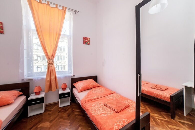 Hostal Palmers Lodge Hostel