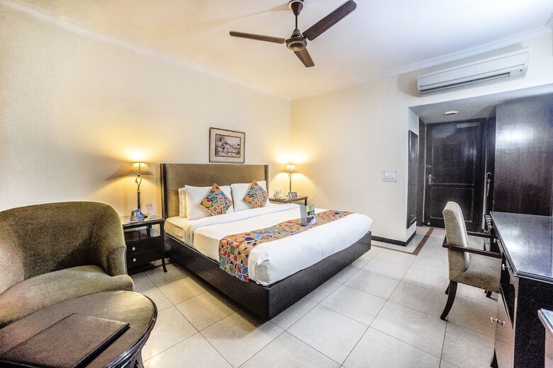 Fabhotel Bmk Gk1