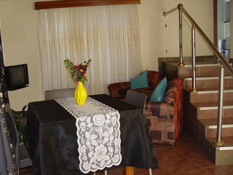 Hotel Esther's Lodge