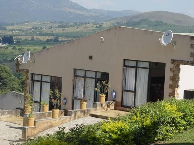 Hotel Esther's Lodge