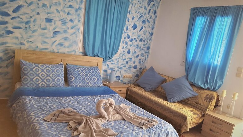 Hotel Pleasure Beachside Studios