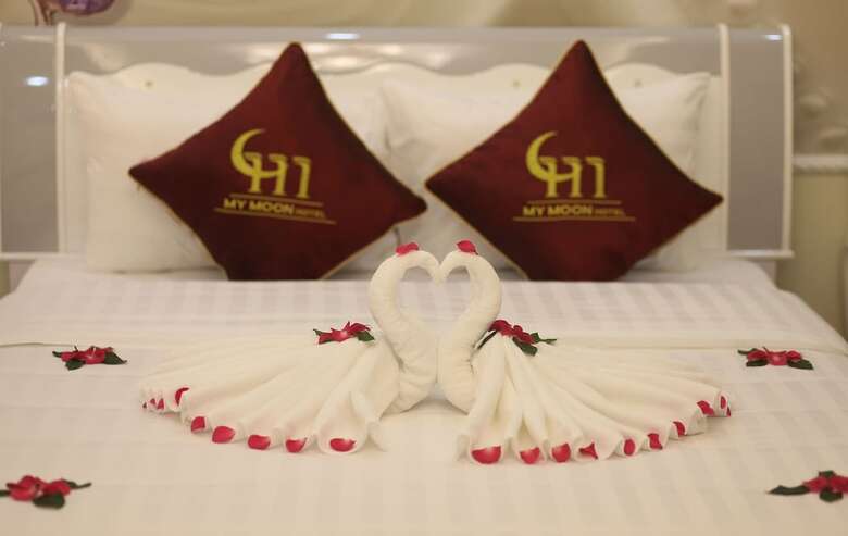 My Moon Hotel