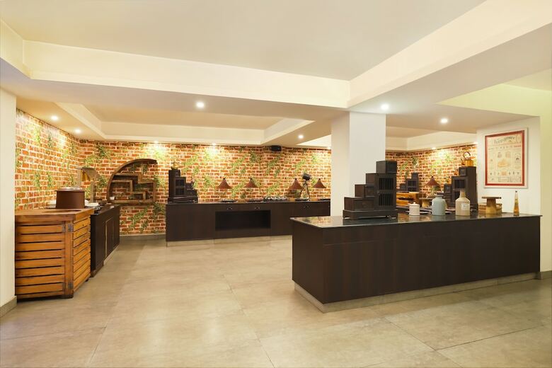 Summit Denzong Hotel & Spa