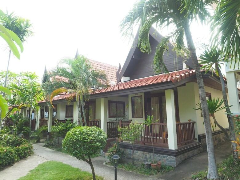 Hotel Suneast Bungalows