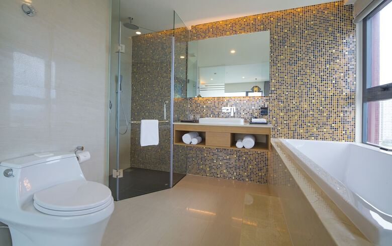Nam Hotel & Spa