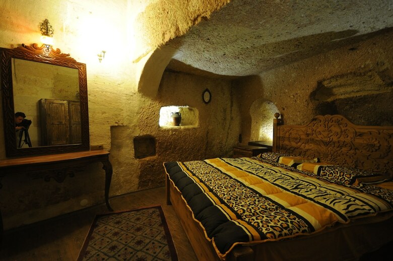 Kardesler Cave Hotel