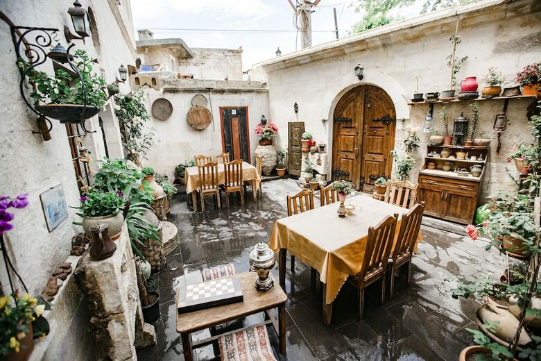 Kardesler Cave Hotel
