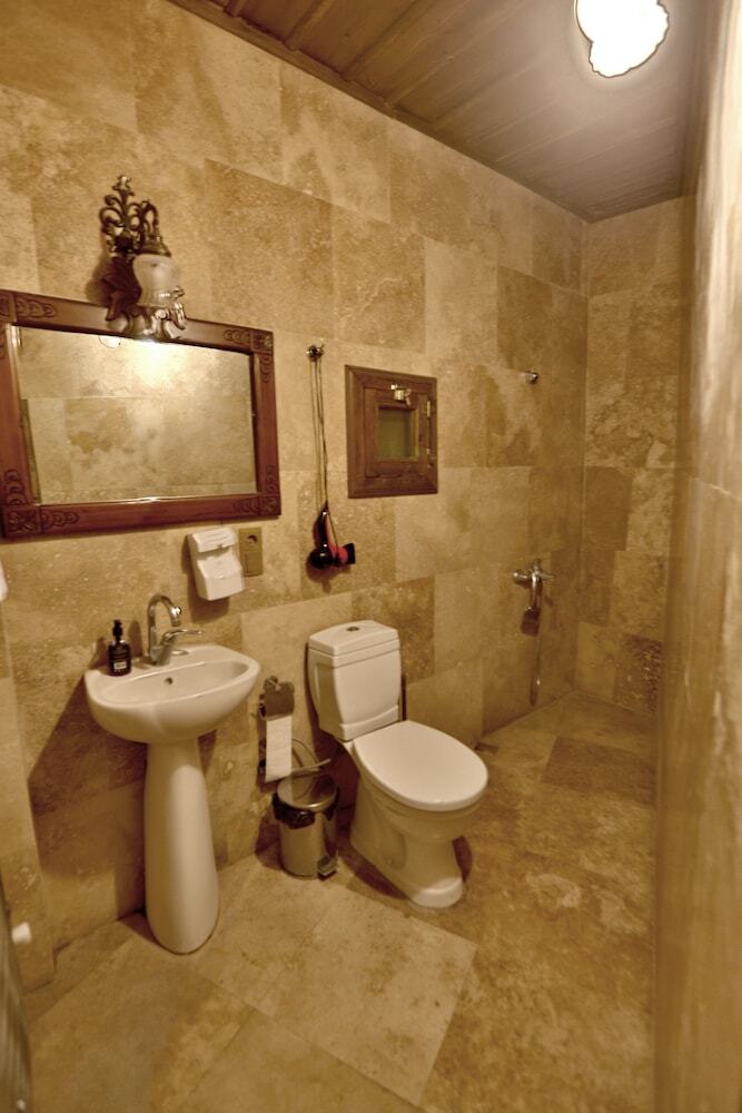 Kardesler Cave Hotel