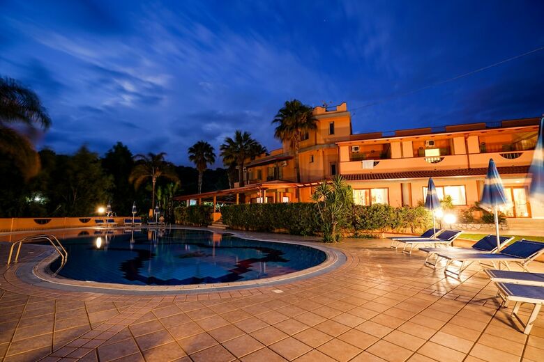 Apartamento Old River Residence