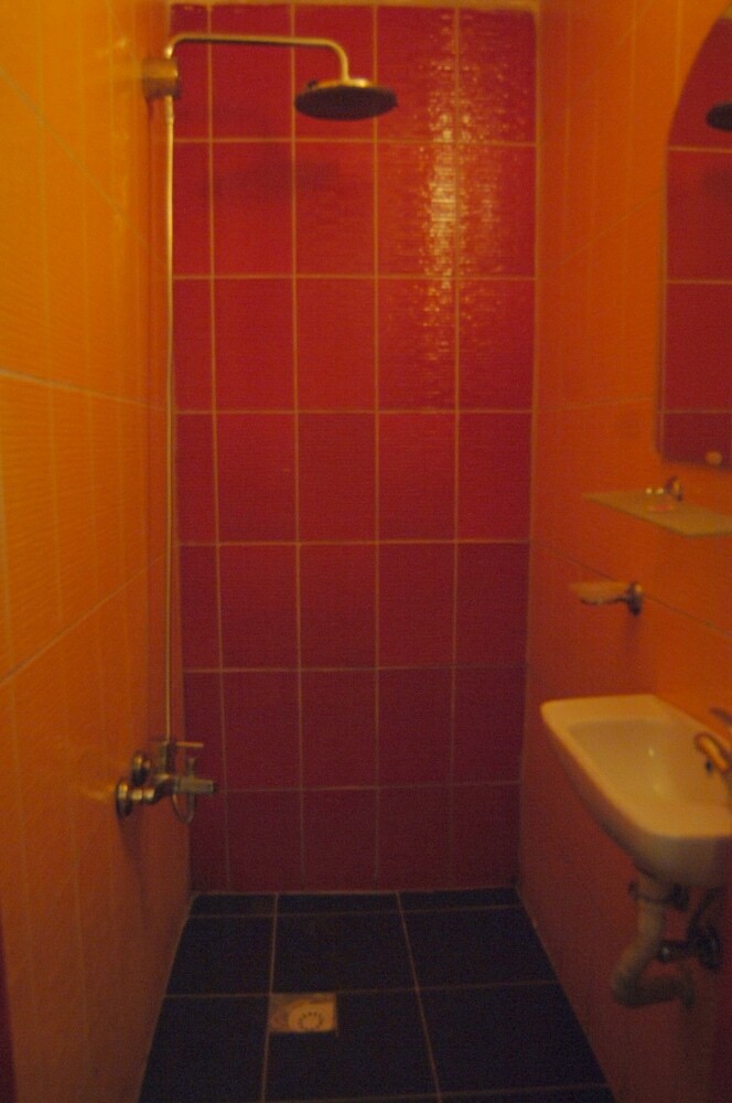 Hostal Chilloutlya Hostel&bar