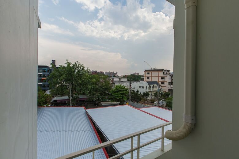 Habitat Hotel